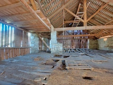 Grange et terrain de 10000 m² à vendre à PRESLE (73)