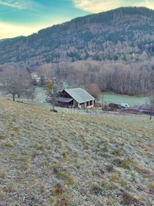 Grange et terrain de 10000 m² à vendre à PRESLE (73)