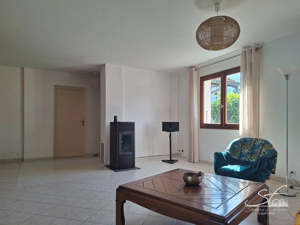 Maison à vendre 5 pièces CHALLES LES EAUX (73)