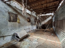 Maison et grange à vendre à SAINTE HELENE DU LAC (73)