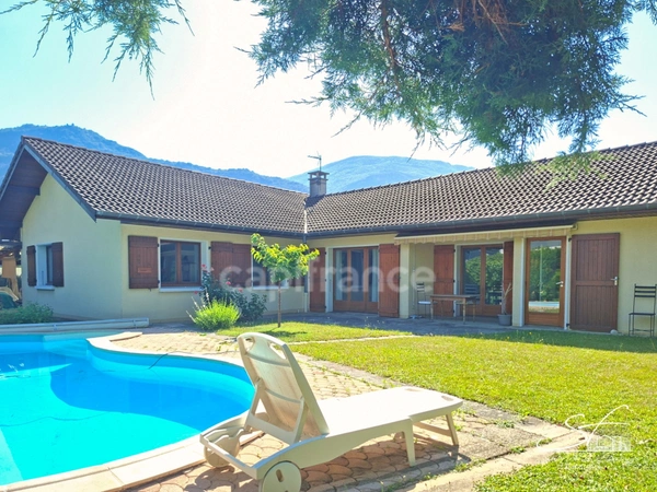 Maison à vendre 5 pièces CHALLES LES EAUX (73)