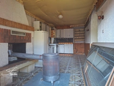 Lot de 2 maisons + grange avec cour et jardin, à vendre à PLANAISE (73)