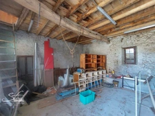 Lot de 2 maisons + grange avec cour et jardin, à vendre à PLANAISE (73)