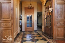For sale - Character property with great potential - 14 rooms - Saint-Hélène-du-Lac (73800)