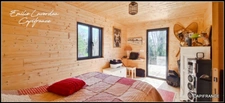 Maison en bois récente, chaleureuse et lumineuse à Badecon Le Pin
