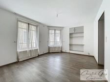 Montval-sur-Loir (72500), maison de charme DIVISIBLE à vendre 3 chambres, cour et dépendances, coeur de ville 