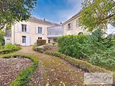 Propriété de Charme à vendre en bord du Loir- 5 Chambres-2000 m² de terrain (72340) LA CHARTRE SUR LE LOIR