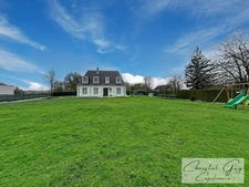 LUCEAU (72500) Maison traditionnelle 6 pièces, sans travaux, sous-sol complet et 2 150 m² de terrain, à 5 minutes de Montval-sur-Loir