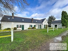 Country house with guest house for sale, 7 rooms, SAINT PIERRE DE CHEVILLE (72) 10 min from MONTVAL SUR LOIR
