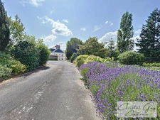 MONTVAL SUR LOIR (72) Maison de Maître 7 chambres sur 2800 m² de terrain