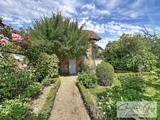 Propriété de Charme à vendre en bord du Loir- 5 Chambres-2000 m² de terrain (72340) LA CHARTRE SUR LE LOIR
