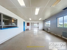 À vendre – Grand site logistique avec entrepôts, bureaux et stockage extérieur – Montval-sur-Loir (72)
