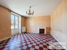 Maison de village à vendre 6 pièces LA CHARTRE SUR LE LOIR (72)