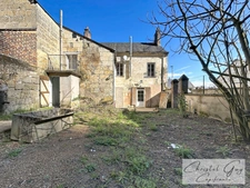 Maison de village à vendre 6 pièces LA CHARTRE SUR LE LOIR (72)