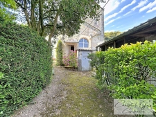 Propriété de Charme à vendre en bord du Loir- 5 Chambres-2000 m² de terrain (72340) LA CHARTRE SUR LE LOIR