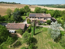 EXCEPTIONAL PROPERTY IN THE HEART OF THE COUNTRYSIDE – 292 m² – 2 HECTARES – COTTAGE – SWIMMING POOL – ABSOLUTE PEACE AND QUIET near CARAMAN (31)