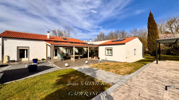 Propriété d'Exception à vendre 8 pièces REVEL (31)