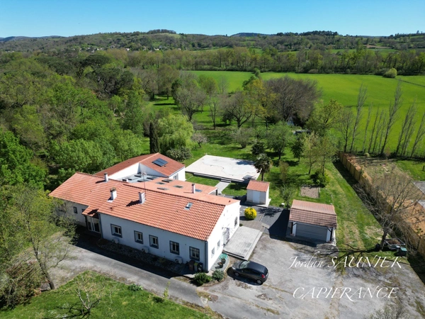 Propriété d'Exception à vendre 8 pièces REVEL (31)