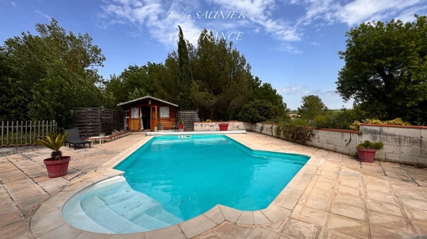 PROPRIÉTÉ D’EXCEPTION EN PLEINE CAMPAGNE – 292 m² – 2 HECTARES – GÎTE – PISCINE – CALME ABSOLU proche de CARAMAN (31)
