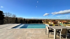 Vila d'architecte à vendre SOREZE (81)