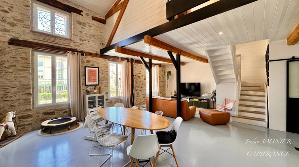 Maison de VILLE / LOFT 145m2 à vendre 4 pièces REVEL (31)