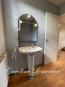 Maison à vendre Dollon MAISON DE VILLAGE 1 chambre, dépendances (studio) , garage , terrain 750 m² 