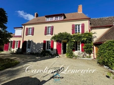 House for sale AXE CONNERRE /LA FERTE BERNARD (72)Mansion 245 m² living space, outbuildings, swimming pool, land 1550 m² 