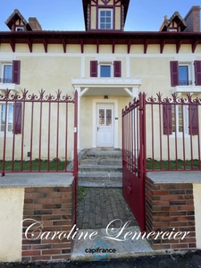 House for sale AXE CONNERRE /LA FERTE BERNARD (72)Mansion 245 m² living space, outbuildings, swimming pool, land 1550 m² 