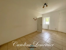 Maison à vendre 4 pièces proche de CONNERRE (72)FERMETTE en campagne isolée de 60 m² habitables 2 chambres avec un potentiel evolutif sur dependances, 1 hectare de terrain avec ruisseau 