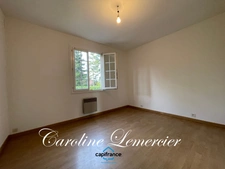 Maison à vendre 5 pièces proche de CONNERRE (72)La Chapelle saint remy, Maison sur sous-sol total 90 m² habitables  avec un très beau terrain de 2500 m² paysagé