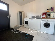 Maison à vendre 4 pièces  (72)Maison contemporaine à toit plat 98 m² habitables, 3 chambres, terrain de 700 m², piscine chauffée 