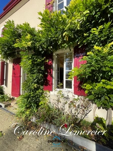 House for sale AXE CONNERRE /LA FERTE BERNARD (72)Mansion 245 m² living space, outbuildings, swimming pool, land 1550 m² 