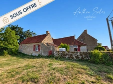 Ancien corps de ferme du XVIIIᵉ – 130 m², dépendances et plus de 4 000 m² de terrain