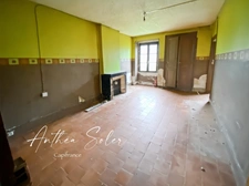 Maison en pierres à rénover, avec terrain