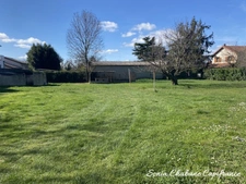 A vendre sur SAINT-PRIEST MANISSIEUX (69 800) - Terrain plat constructible de 1 004 m²