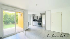 Appartement à louer 2 pièces SAINT PRIEST (69) Quartier Revaison avec jardin et garage Résidence 2015