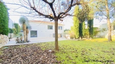 Maison haut de gamme à louer à Chassieu - 222m² - Double garage - Terrain de 750m² avec piscine