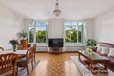 Neuilly - Bel appartement familial traversant avec box et cave – Sectorisation Lycée Pasteur