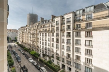 Porte Maillot - Appartement meublé cosy avec une belle vue dégagée
