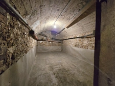 Cave rare à NEUILLY SUR SEINE 