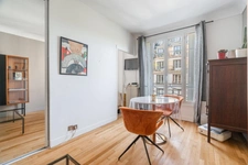 Porte Maillot - Appartement meublé cosy avec une belle vue dégagée