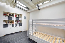 Ternes - Maillot, Appartement 3 pièces style atelier avec terrasse sans vis à vis