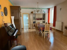 Immeuble mixte à vendre au coeur de BOURBONNE LES BAINS (52)