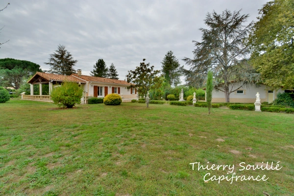 Maison, 5 pièces, 110m², grand parc + garage