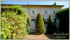 Maison en pierre, 16 pièces, 8 chambres.