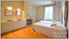 Maison en pierre, 16 pièces, 8 chambres.