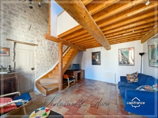 Maison de caractère avec tour médiévale, terrasse plein sud et grand garage – Cesseras