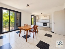 **Renovated house for sale in Siran – 3 bedrooms, terrace, courtyard and large garage**