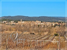 Villa de plain-pied lumineuse avec jardin piscinable et garage – Félines-Minervois