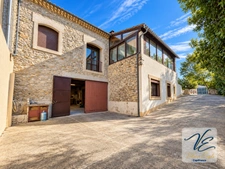 Maison à vendre à Pépieux – 4 chambres, piscine, jardin et très grand garage